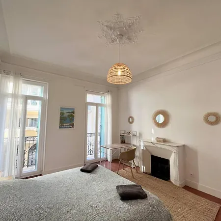 Lägenhet Leon Gautier Ii 6 People Center *